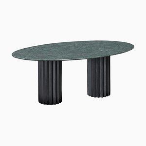 Mesa de comedor Doris Serpentino ovalada de mármol en verde de Fred and Juul