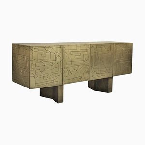 Mueble 4D de latón grabado al ácido completamente plateado de Brutalist Be