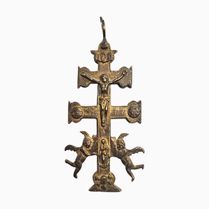 Cruz de Caravaca del siglo XVII