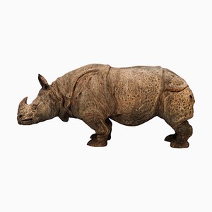 20ème Siècle Le Rhinocéros en Terre Cuite de Toscane, Inde d'Assam