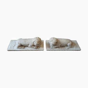 Chinesische Löwen aus Marmor, 19. Jh., 2er Set