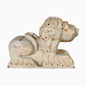 Italienischer römischer Löwe aus Marmor, 12. Jh.