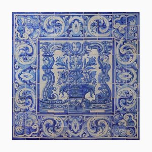 Panel de azulejos portugueses del siglo XVIII con decoración de jarrón