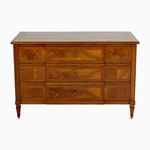 Louis XVI Chest of Drawers in Walnut