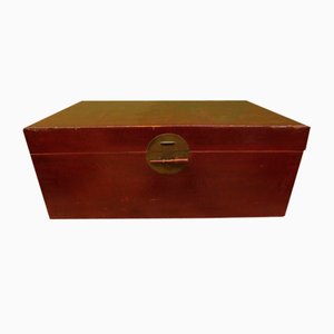 Caja de almacenamiento vintage roja con pestillo de latón, años 20