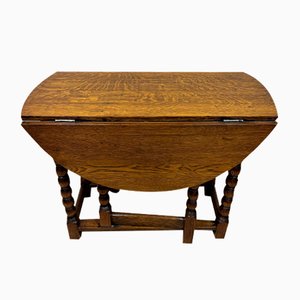 Tavolino pieghevole in quercia, Regno Unito, fine XIX secolo