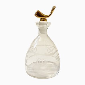 Decanter Revival scultoreo in alluminio pressofuso dorato e cristallo inciso di Pierre Casenove per La Rochère, Francia, anni '90