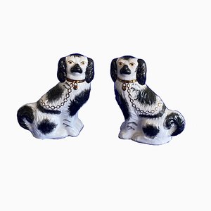 Manteau de Cheminée Chiens Noir et Blanc de Staffordshire Ware, Angleterre, 1950s, Set de 2