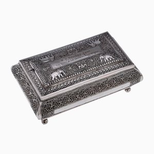 Mid 20. Jh. Silberne Repousse Box aus Sri Lanka, Colombo, 1930er