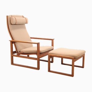 Sillón modelo BM2254 y otomana de roble de Børge Mogensen para Fredericia, años 60. Juego de 2