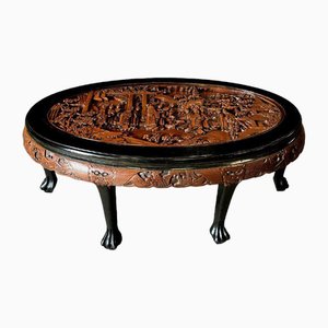 Mid-20th Century Chinese Coffee Table in Lacquer and Rich Carved Wood Decor