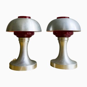 Lampes de Bureau Mid-Century Moderne en Aluminium Argenté et Verre Rouge, 1960s Set de 2