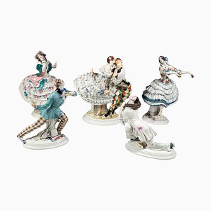 Figuras de ballet ruso del carnaval atribuidas a Paul Scheurich para Meissen, años 30. Juego de 5