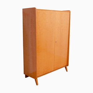 Armoire en Hêtre par František Jirák pour pour Tatra Nábytok, 1960s