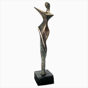 Stanislaw Wysocki, Une Dame, Sculpture en Bronze, 2024