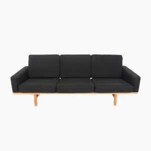 Scandinavian Ge-236 Sofa by Hans J. Wegner for Getama, 1960