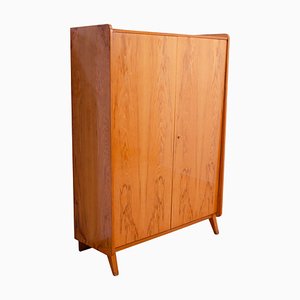 Armoire en Hêtre par František Jirák pour Tatra Nábytok, 1960s