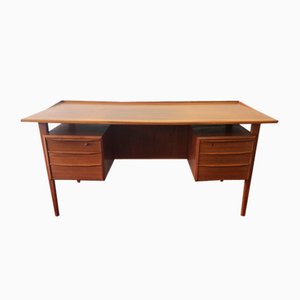 Mid-Century Schreibtisch aus Teak von Peter Løvig Nielsen, 1960er