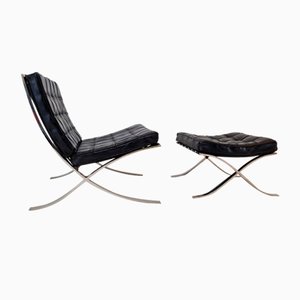 Barcelona Sessel mit Fußhocker von Knoll von Knoll Inc. / Knoll International, 1970er, 2er Set