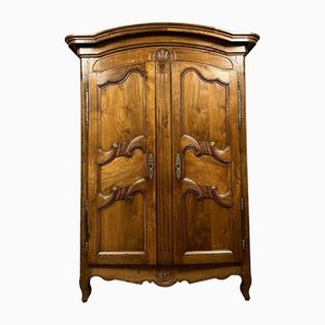 Armoire Charolaise Louis XV en Noyer