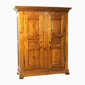 Antique Cabinet in Walnut, 1820