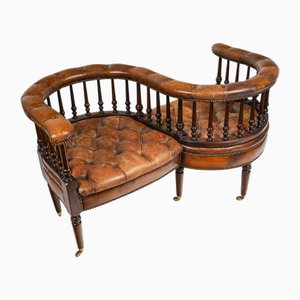 Petit Chesterfield Chesterfield confident