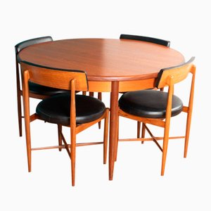 Tavolo da pranzo vintage con sedie di Victor Wilkins per G-Plan, anni '60, set di 5