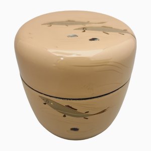 Vintage Japanese Netsuke Matcha Conatiner with Maki-E Lacquer in Cream Colour with Sleek Salmons and Decorative Inlay, 1960s