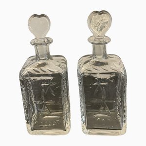 Decanter antichi in vetro molato, 1860, set di 2