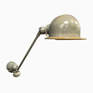 Lámpara de pared Jielde con un brazo gris, años 50