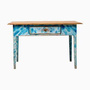 Mesa auxiliar sueca antigua en azul y blanco