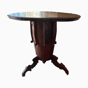 Antique Round Auxiliar Table with atorage