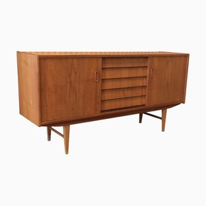 Credenza in teak con ante scorrevoli, anni '60