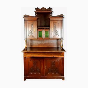 Jugendstil Buffet in Schmetterlingsform