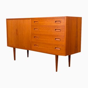 Credenza a 4 cassetti in teak con anta a ribalta di Carlo Jensen per Hundevad & Co., Danimarca, anni '60