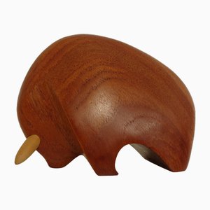 Dänischer Bulle aus Teak von Leo Kari, 1960er