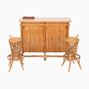 Bar avec Deux Tabourets en Rotin, Bambou et Osier attribué à Tito Agnoli, Italie, 1950s, Set de 2