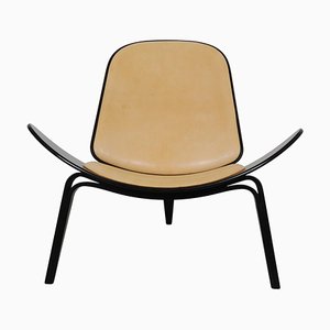 Black Shell Chair in Natural Leather by Hans Wegner, 2000s