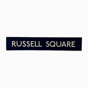 Insegna Ultra Russel Square in cartoncino blu e bianco della metropolitana di Londra, anni '70