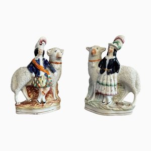 Figurines Royal Staffordshire Victoriennes Antiques, 1860, Set de 2