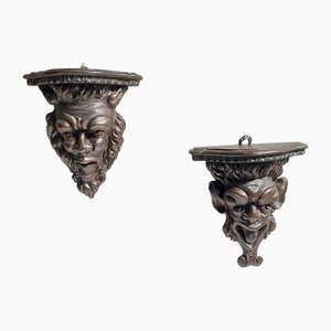 Maskenskulpturen mit Regalen und Satyr aus geschnitztem Holz, Ende 19. Jh., 2er Set