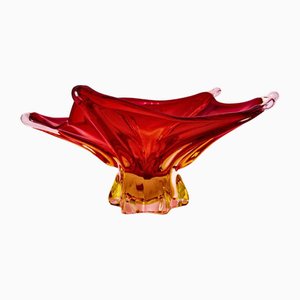 Große sternförmige Schale aus rotem Muranoglas, 1950er