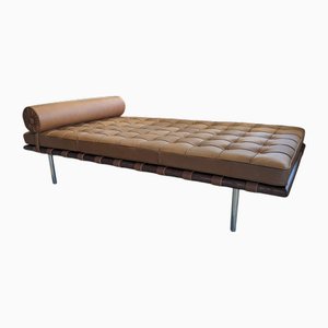 Bauhaus Coffee Leather Barcelona Daybed by Ludwig Mies Van Der Rohe for Knoll, 1970s