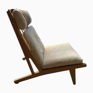 Vintage Danish Lounge Chair by Hans Wegner for Getama Bedstead