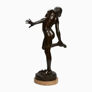 Annibale De Lotto, Boy Bitten by Crab, 1890s, Bronze sur Socle en Marbre