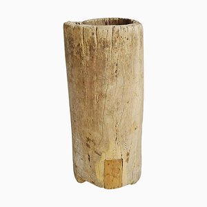 Vaso in legno Naga della metà del XX secolo
