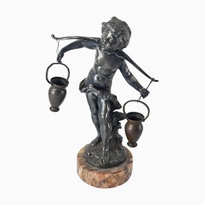 Figurine en Métal Argenté Garçon Portant de l'Eau
