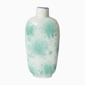 Botella de rapé china de porcelana verde y blanca