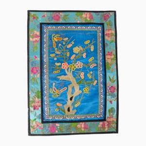 Panel bordado de seda vibrante chino del siglo XX