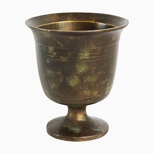 Taza de bronce vintage hecha a mano